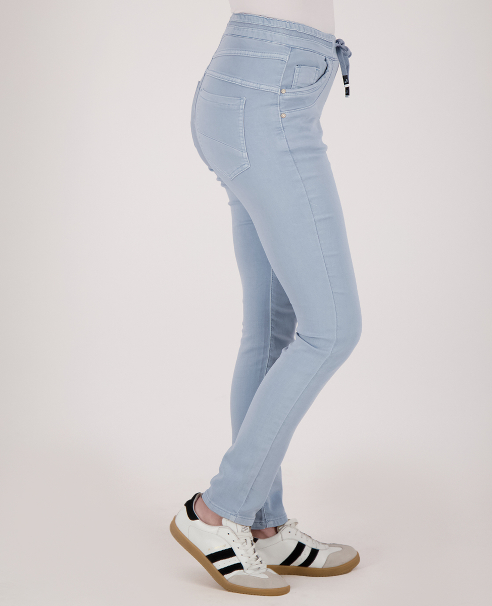 J5666.3.jpg
