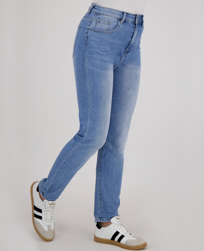 J6589_792.8.n.jpg